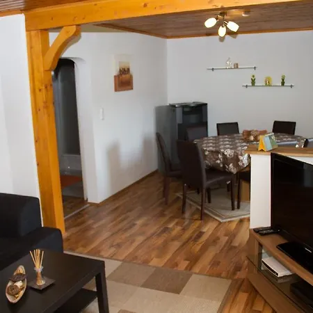 Fewo Wonta Am Ossiachersee Apartment *